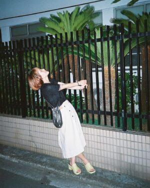 AAAMYYY Instagram - スカートかわゆ夜散歩🌿　@voltagecontrolfilter
