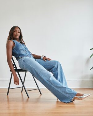 AJ Odudu Instagram - I used to stack shelves in @marksandspencer on King William Street in Blackburn and now I’m proud to announce that I’m their latest fashion brand ambassador. 🙌🏿✨ I’m absolutely buzzing! It’s the work uniform I’ve always wanted. 🥹💛 @marksandspencerstyle #MyMarks