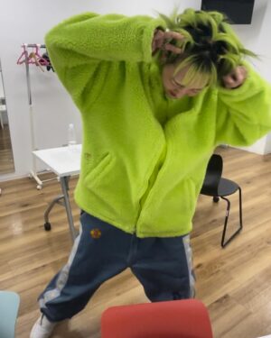 AKKOGORILLA Instagram - 今日はずっと登りたかったひとつの山をやっと越えたかんじがあるよ、ソロSETの自信ついた！⛰️めっちゃくちゃいい日だった！！！本当にあっこゴリラのファンってなんであんなにかわいいの？😡❤️ビタミン爆弾つくってまた会いにいくからね？😡💊💣🌠⭐︎

@meandyou_inc @parco_nagoya_official 
独立してるから当たり前だけど、やりとりして現場行ってプレイするまでぜんぶ1人だからどうしてもつよい顔してなきゃいけない、弱くたっていい場所は社会にほぼないなーって日々感じてるからこそ、今日みたいなあったかい場所を皆様が作ってくれたことシンプルにシェルターでした。本当にありがとうございました😭話足りなかったね！！！また会いたいです💚

1.TOKYO BANANAマッシュアップ
2.TRACK GRRRL
3.SAKIDASU
4.GOOD VIBRATIONS
5.self love (かきおろし)
6.GRRRLISM
7.グランマ
8.エビバディ BO
9.DON'T PUSH ME
10.肉屋 (新曲)
11.謝謝
12.やっちーまいな
13.MY NAME
14.I'm here
15.余裕
16.POWER SPOT (15秒だけ)