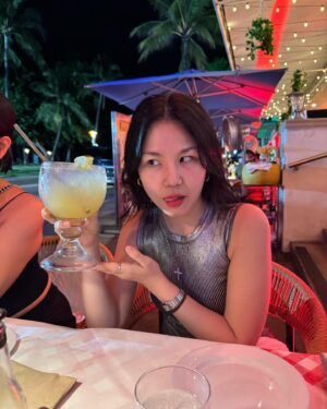 ALI Instagram - 가는 곳 마다 실패가 없었던! (그러나 코감기는.. 😷)
Oh, I wanna dance with somebody!