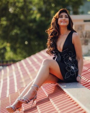 Aanchal Sharma Instagram - Under the sun 🌞 
Ooh-ooh, ooh-ooh, ooh-
