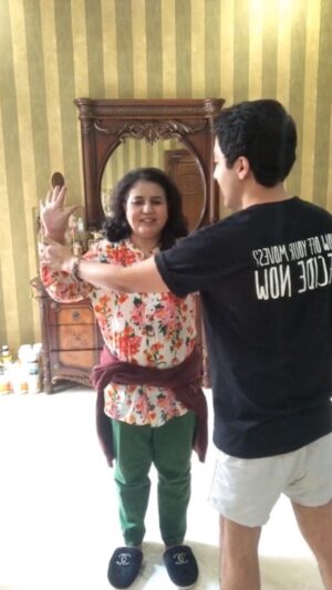 Aaron Ashab Instagram - hips don’t lie.
