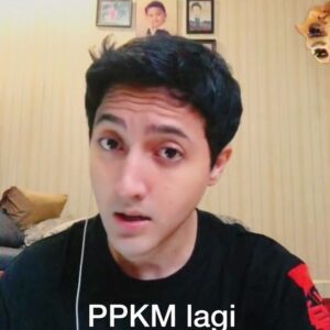 Aaron Ashab Instagram - happy PPKM everyone. | 🎵: everything sucks - vaultboy