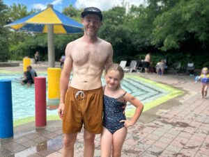 Aaron Ashmore Instagram - Such a fun day at the water park with the girls!!! Love summer with my daughters! ❤️❤️❤️☀️☀️☀️🌊🌊🌊