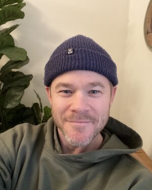 Aaron Ashmore Instagram - Just wanted to say hello and thank you for all for the support you’ve shown me over the past month both with the release of season 2 of GnG and for the Ep of Accused which aired last night. Thanks for being supportive even when I’m playing the bad guy! You guys rock!