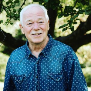 Aaron Ashmore Instagram - RIP Richard Robert Ashmore. We lost my Dad on Tuesday after a long and hard fought battle with Esophageal Cancer. He was a funny, loving and an infinitely complicated man. He taught me to live my life with integrity, balance and an openness to other people’s experiences. He fought depression and addiction most of his life and his circumstances taught me to have great compassion for what other people are going thru. He past on to me a great love of music that I will always cherish. He wasn’t perfect but he was my Dad and he made sure that I always knew I was loved and that he was proud of me. I will miss him more than I’m afraid to admit. I love you Dad and I look forward to being reunited with you again someday. ❤️❤️❤️