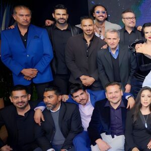 Aarón Balderi Instagram - Las ganas que traía de formar parte de @elsenordeloscielos y se me ha cumplido. #T9
De anoche en la presentación a prensa. @telemundointl 
#jesushernandez #esdlc9 #esdlc #telemundoseries