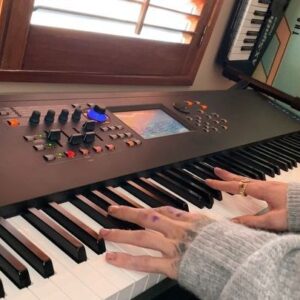 Aaron Carter Instagram - Easy like Sunday morning 🖤 To all my old and new friends #EasyLikeSundayMorning #lionelrichie