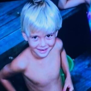 Aaron Carter Instagram - My little toehead lol
