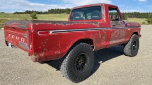 Aaron Kaufman Instagram - Ol #redford back on the road after some @magnaflow exhaust. 
Lots more to come but happy to have the short 250 back in the stable. 
#magnaflow 
#f100
#f250
#premiumjunk