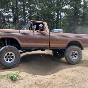 Aaron Kaufman Instagram - What a great week we had my homie @azwillis came up to hang after hill climb so we did gears and lockers in his fantastic #cumminsswapped Ford on #40s 
We all took a walk in the woods that I’ve always wanted to do and drove some old trucks around in the woods. 
Hope everyone had a great week as well. 🤙🏼
#magnaflow 
#F100
#f250
#f350
#lovewhereyoulive