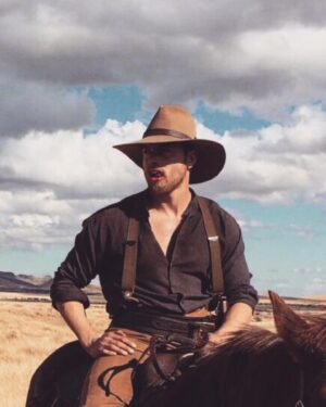 Aaron Marciniak Instagram - True Colors •
•
•
#horse #horses #cowboy #cowboys #west #western #weekendvibes