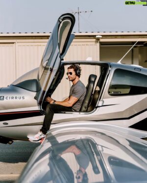 Aaron O'Connell Instagram - Watched the sunset in the air with my co-pilot to celebrate National Aviation Day ✈️ #cirruslife