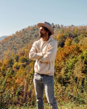 Aaron O'Connell Instagram - Driving along the Blue Ridge Parkway in North Carolina, and had to stop to appreciate the view. Fall is such a beautiful time in this part of the country. The leaves are changing, the air is cooler, and the colors are vibrant. On to the next stop. #roadtrip