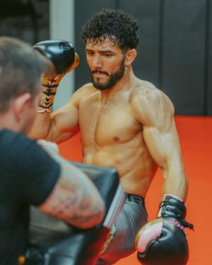 Aaron Pico Instagram - Focused 👀

📸 @_kairos_creations_
