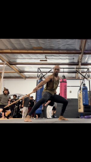 Aaron Toney Instagram - Playing with quick angle changes. #sword #flow #action #japnese #culture #poc #swordsman #color #black #jamfam #martialarts