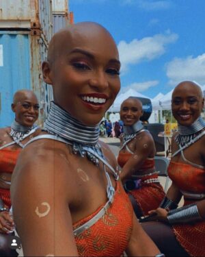 Aaron Toney Instagram - #tb on #wakandaforever with the amazing soul Ivy Haralson @ivy_titanium 

What can I say. She is such awesome energy to be around and she did never without a smile. Thank you Ivy. Continue to shine. And thank you for all your hard work, as a Dora, an Okoye dbl, and Midnight Angel 🔥💪🏾

#stunts #action #marvel #poc #culture