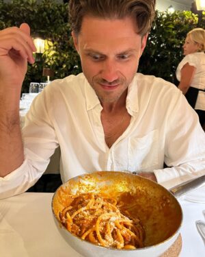 Aaron Tveit Instagram - Deep in the middle of little (actual) Italy.
