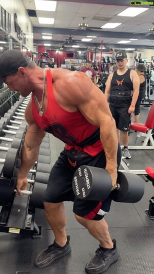 Aaron W Reed Instagram - Ahh Shitchya!! Chest day da day !!