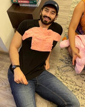 Aashirman DS Joshi Instagram - Kaka/Uncle ready 👶🏻🍼🐾