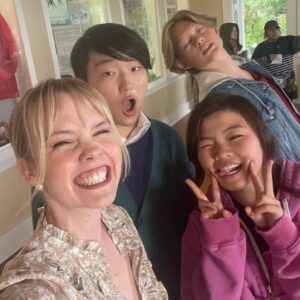 Abbie Cobb Instagram - Shooting in Jackson Hole! #🎥 #🤠

1) I ♥️ @emersoneliasmin 
2) Shooting at sunset
3) Hotel room self-tape bloopers with @theafastudio @ryanmalgarini 
4) @miyacech sneaks into every scene
5) Moose can lay down?! @jeankshim
6) Look Ma, I’m a documentary host! 🐍!
7) The sky really is bigger here 
8) 🌈 at National Elk Refuge
9) shooting a drama but living a comedy
10) Jenny Lake 🛶