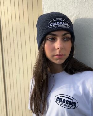 Abby Bergman Instagram - Check out @coldrockofficial awesome new merch range. I’m loving all my new pieces! Link in their bio #mycoldrock
🍦

-
📸 @ellaberg__ ❤️
