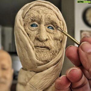 Abdollah Eskandari Instagram - درس چهارم : پیرمرد مهربان ‌.
.
.
. ‏#sculpture #sculptureart #makeup #makeupartist #professional #professionalartist #professionalmakeupartist #creativecharacters #creativity #handmaidart #handcraft #handcrafted #characterart #characterdesign #characterconcept #artist #art  #cinema #iran #cinemairan #teater #iranteater #irainianartist