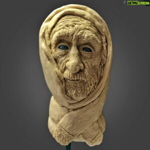 Abdollah Eskandari Instagram - درس چهارم : پیرمرد مهربان ‌.
.
.
. ‏#sculpture #sculptureart #makeup #makeupartist #professional #professionalartist #professionalmakeupartist #creativecharacters #creativity #handmaidart #handcraft #handcrafted #characterart #characterdesign #characterconcept #artist #art  #cinema #iran #cinemairan #teater #iranteater #irainianartist