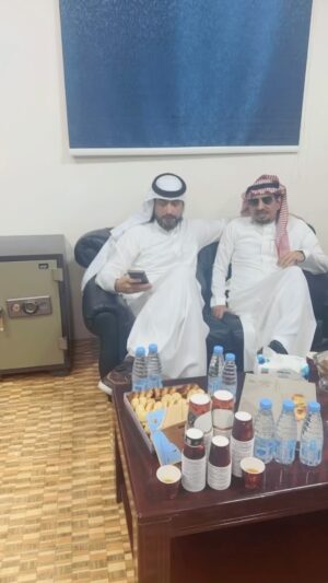 Abdullah Al Sadhan Instagram - زيارة خاصة لمدارس التربية العصرية العالمية بمعية سعادة مدير المدارس د. ايمن سمرين .