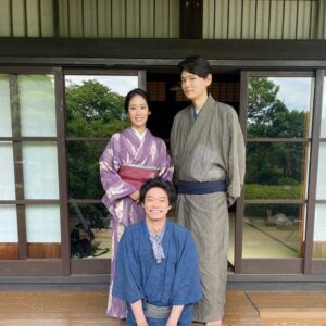 Abe Junko Instagram - 読売テレビ・日本テレビ系『 #5分後に意外な結末』
第4週『 #親友交歓 』に出演します。（13日深夜0:29~)
#古川雄輝 さんと、#笠松将 さんと📸✨

旧友への複雑な心情やお二人の醸し出す空気感が
最後まで見逃せません。

原作となる、太宰治の短編とはまた一味違う
このドラマならではの面白みをご堪能下さい！

@yuki_furukawa_hp 
@show_kasamatsu_official