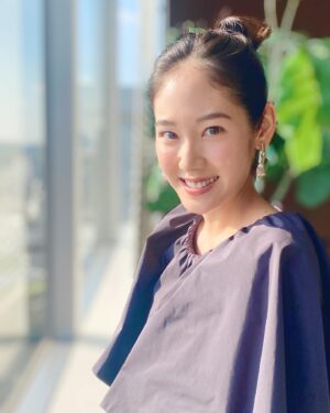 Abe Junko Instagram - 🌱💛

みなさま、たくさんのお祝いのメッセージをいただいて
ありがとうございました♡
おかげさまで私も子どもも元気に過ごしています♪

そして！
今日で30歳を迎えました🎂💕
これからも、前を向いてしっかり毎日を生きていこうと思います！✨☺️笑