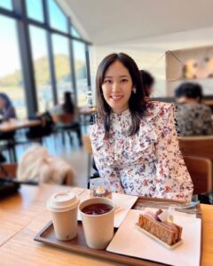 Actress Abe Junko HD Instagram Photos and Wallpapers December 2023