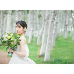 Abe Junko Instagram - 👰‍♀️💓

今春5月に入籍しましたが、先日、式を無事に挙げることができました🧚‍♀️✨

たくさんの方々に支えられて
これまで生きてきたことを想うと
『いま』与えられている時間に
謙虚な気持ちが生まれました。

お世話になっている方々、
いつも応援して下さる皆様、
そして家族、両親への感謝の気持ちを忘れずに
日々精進して参ります。
