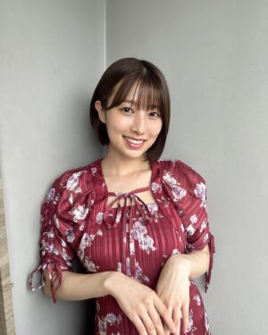 Abe Wakana Instagram - ひと足お先に
夏、失礼します🍉☺️

この夏のご予定は？？
#snidel#01#fyp#fypシ#夏#ワンピース