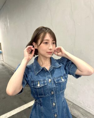 Abe Wakana Instagram - 今日から７月ですね🌻

夏といえば何を思い浮かべますか？
私は、今回はお腹の横部分を出すことで
夏を演出してみました🌻

#jouetie#adidas#ワンピース#夏#夏コーデ#ショート
