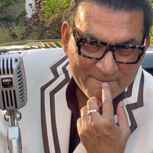 Abhijeet Bhattacharya Instagram - Yeh Naina, Yeh Kajal... 
#abhijeetunplugged
#kishorekumar
#BappiLahiri
#yehnainayehkajal
#abhijeetsongs
#abhijeetfans
#bollywoodmusic
#BollywoodClassics
#puranegaane
#bollywood
