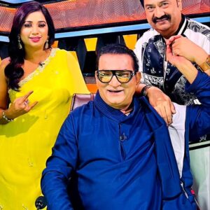 Abhijeet Bhattacharya Instagram - At Indian Idol 14 shoot 𝐈𝐧𝐝𝐢𝐚𝐧 𝐢𝐝𝐨𝐥 𝐨𝐟𝐟𝐢𝐜𝐢𝐚𝐥 𝐩𝐚𝐠𝐞 with @shreyaghoshal @kumarsanuofficial @vishaldadlani  #AbhijeetUnplugged
#indianidol 
#shreyaghoshal 
#kumarsanu 
#vishaldadlani