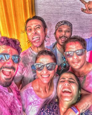 Abhinav Shukla Instagram - E & J’s First Holi 👼🏻👼🏻. @theshilpaagnihotri @rubinadilaik  #holi  Outfit @lucknowicrafts
Styled @stylingbyvictor @sohail__mughal___.