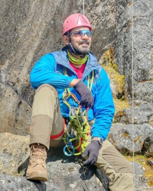 Abhinav Shukla Instagram - A day spent #Jumaaring most handy skill in #mountaineering.