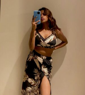 Abhirami Instagram - Must get more blacks for raves.