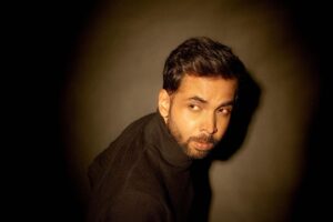 Abhishek Banerjee Instagram - Deep captions only ;) 

@trunkmotionpictures 
@ryan_cube
@palka_sodhi

#afterglow #actor #photoshoot #actorslife