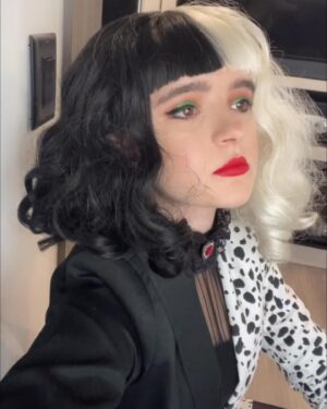Abi Monterey Instagram - Behind the scenes! Go watch Curse of Bridge Hollow on @netflix 😈