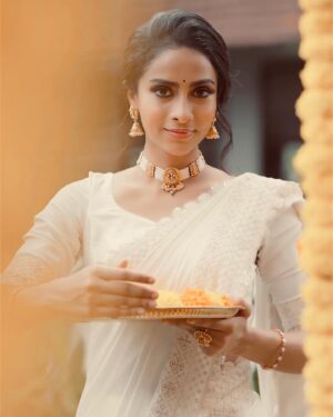 Abitha Venkat Instagram - Onam Ashamsakal 🌸 
.
..
#onam #onamcelebration #2023 #kerala #onamspecial #trending #chennai #abithavenkataraman