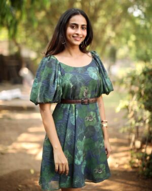 Abitha Venkat Instagram - Press meet of #orukodaimurdermystery ❣️
Wearing @shilpavummiti 
On cam @camerasenthil 
.
..
#promotions #pressmeet #kollywood #tollywood #tamilactress #webseries #telugu #abithavenkat