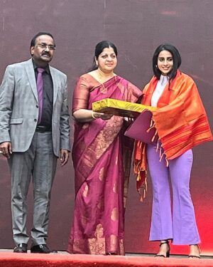 Abitha Venkat Instagram - Thank you St.John’s higher secondary for having me as a chief guest for Impulse- an inter school cultural fest 😊✨