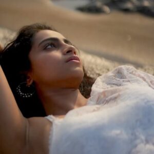 Abitha Venkat Instagram - 🌊🌥️
On cam: @anitakamaraj 
.
..
#onesunnyday #beachphotography #kovalam #chennai #instagood #modelphotography #sand #india #netruavalirundhal