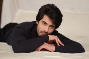 Abrar Qazi Instagram - “We are prisoners of the present, forever transitioning between our inaccessible past, and our unknowable future.”

#thoughts #photoshoot #picoftheday #kumkumbhagya #shootmode