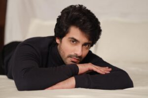 Abrar Qazi Instagram - “We are prisoners of the present, forever transitioning between our inaccessible past, and our unknowable future.”

#thoughts #photoshoot #picoftheday #kumkumbhagya #shootmode