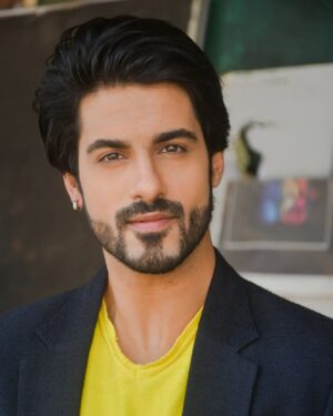 Abrar Qazi Instagram - Whatever you do,good or bad, people will always have something negative to say about you and that is life...

#thoughts #picoftheday #mood #actorslife