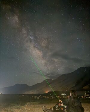Adaa Khan Instagram - Milky Way vibes and cosmic nights 🚀🌠
“SPITI you are Magical”
.
.

Thank you @arceducators for this beautiful experience ♥️🔭
#stargazing #spitivalley #travelphotography #adaakhan #bucketlist #travelholic #iphone15